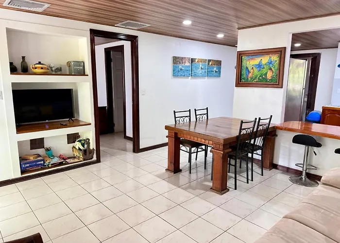 Family 2Bd Apt Near Quepos/Manuel Antonio
